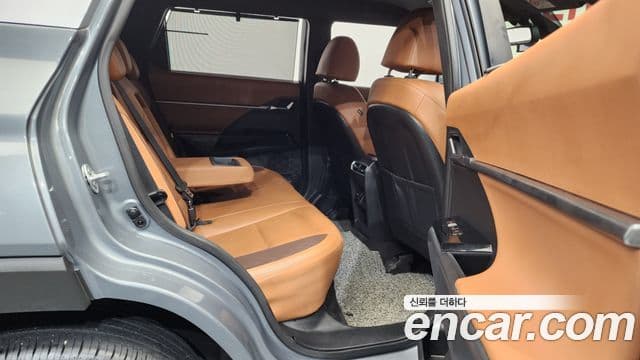 KG모빌리티(SsangYong) Torres T7, 2023 12