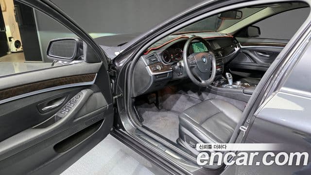 BMW 5시리즈 (F10), 2013 10