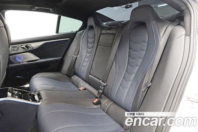 BMW 8시리즈 (G15) M850i xDrive Gran Coupe, 2023 11