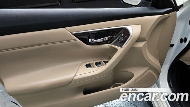 Nissan 알티마 L33, 2016 19