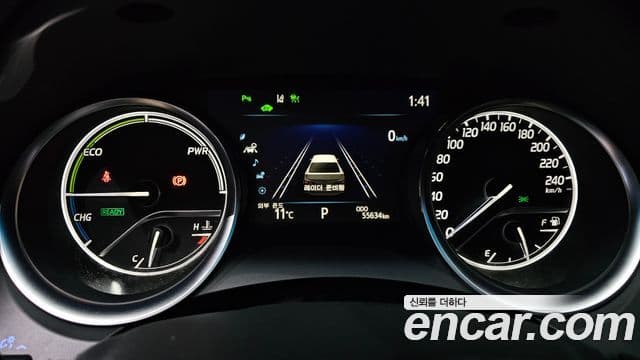 Toyota 캠리 (XV70) 2.5 LE гибрид, 2021 8