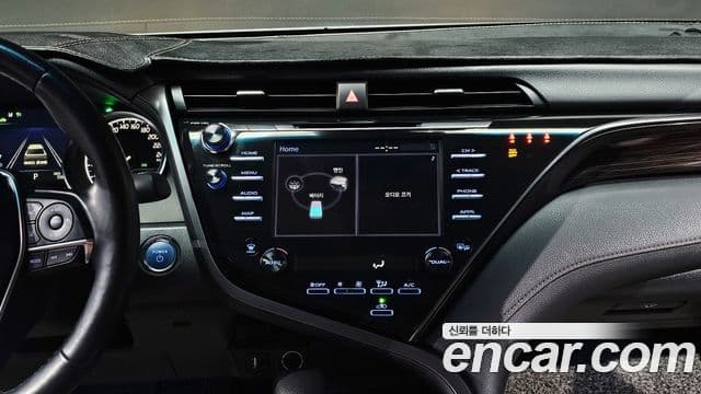 Toyota 캠리 (XV70) 2.5 LE гибрид, 2021 15