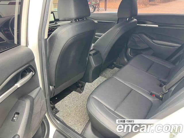 Kia Seltos Trendy, 2023 10