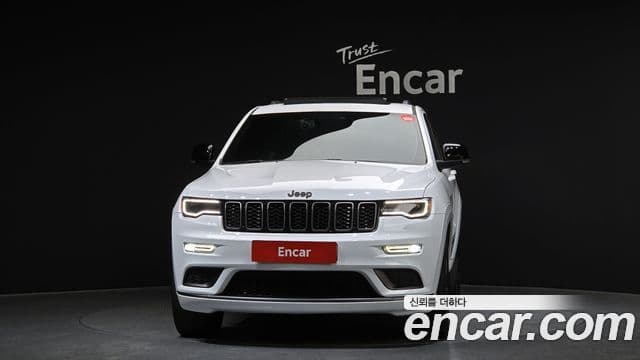 Jeep Grand Cherokee WK2, 2020 3