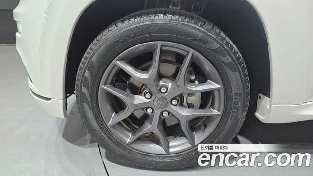 Jeep Grand Cherokee WK2, 2020 все фото