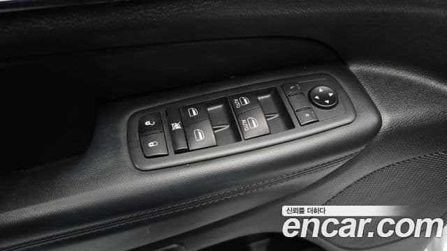 Jeep Grand Cherokee WK2, 2020 17