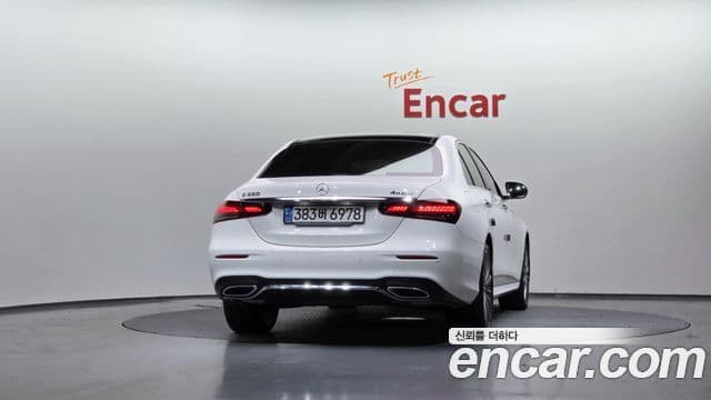 Mercedes-Benz E-класс W213 AMG Line, 2021 4