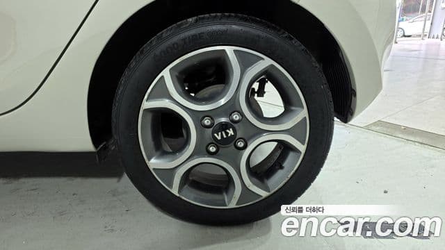 Kia All New Morning Luxury, 2015 все фото