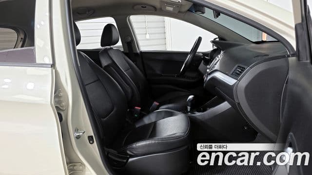 Kia All New Morning Luxury, 2015 10