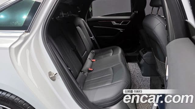 Audi A6 (C8) Premium, 2022 12