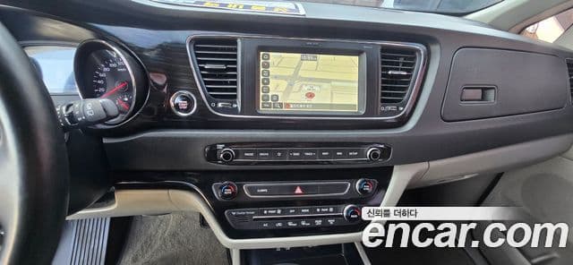 Kia The / новый New Carnival Prestige, 2020 8