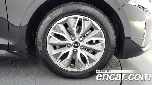 Kia K5 гибрид 3세대 Noblesse, 2023 все фото