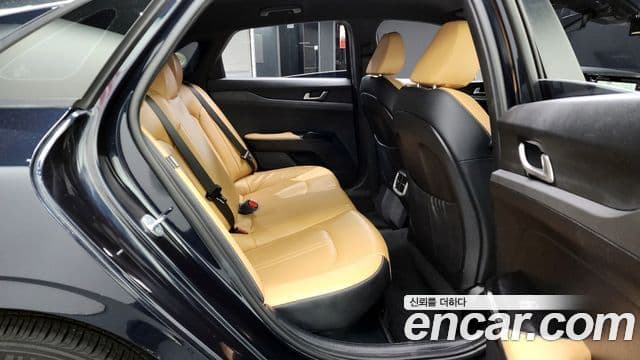 Kia K5 гибрид 3세대 Prestige, 2022 12