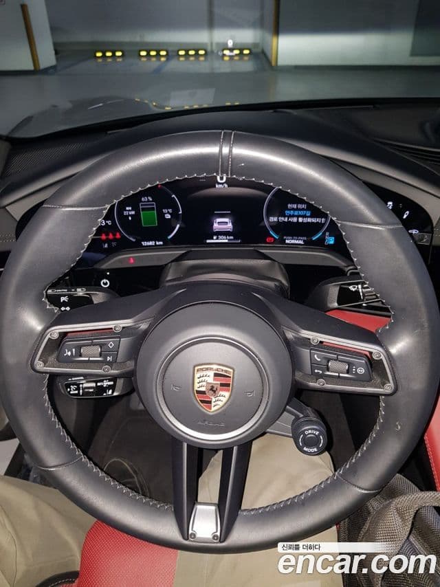 Porsche 타이칸 4S, 2025 7