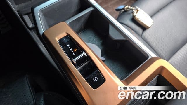 KG모빌리티(SsangYong) Torres EVX E7, 2024 9