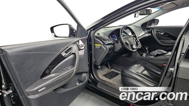 Hyundai Grandeur HG Modern, 2015 10