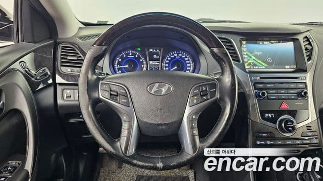 Hyundai Grandeur HG Modern, 2015 15