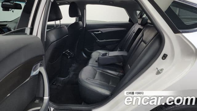 Hyundai i40 살룬 Smart, 2012 11