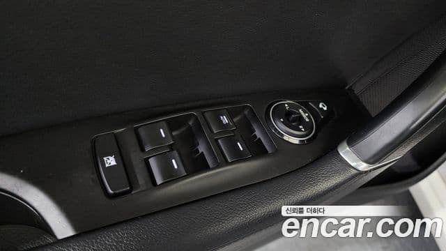 Hyundai i40 살룬 Smart, 2012 13