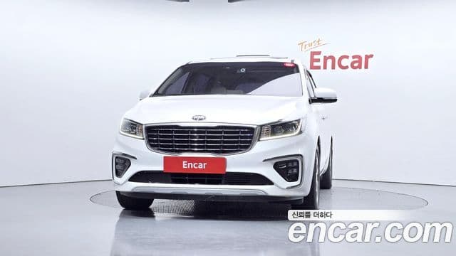 Kia The / новый New Carnival VIP, 2019 3