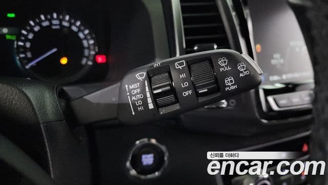 KG모빌리티(SsangYong) G4 Rexton белый Edition, 2020 14