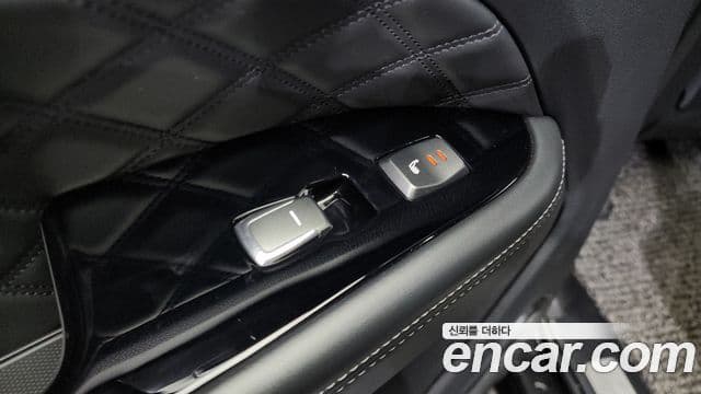 KG모빌리티(SsangYong) G4 Rexton белый Edition, 2020 19