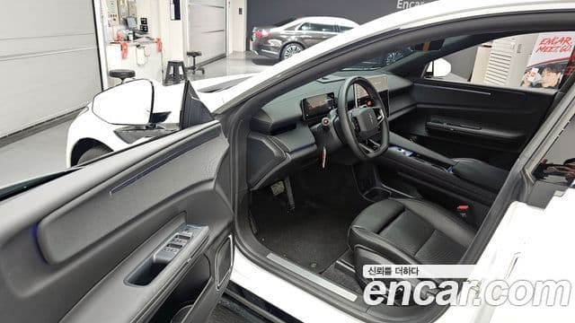 Polestar Polestar 4 Long Range два мотора, 2025 10