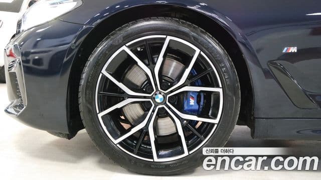 BMW 5시리즈 (G30) 530i M Sport, 2023 все фото