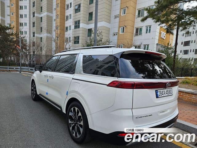 Kia Carnival 4세대 Signature, 2021 2