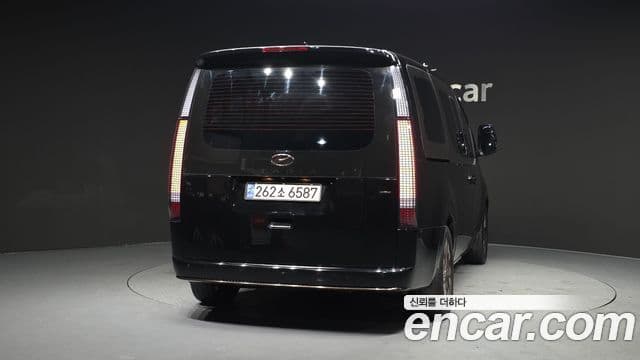 Hyundai Staria Inspiration, 2022 4