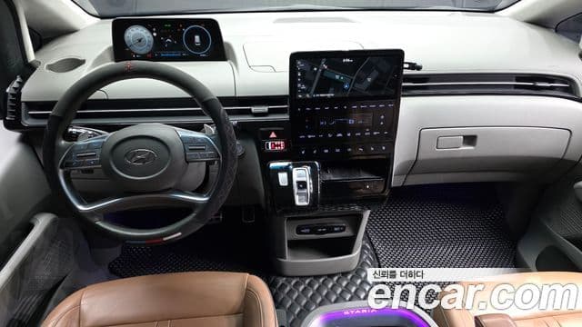 Hyundai Staria Inspiration, 2022 7