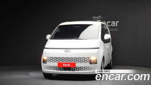 Hyundai Staria Modern, 2022 3
