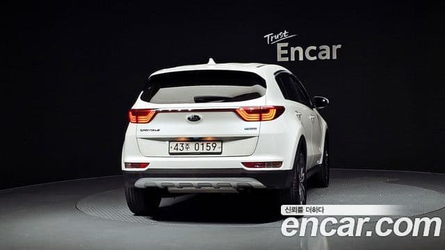 Kia Sportage 4세대 дизель 1.7 2WD Trendy, 2016 4