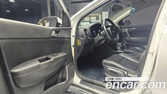 Kia Sportage 4세대 дизель 1.7 2WD Trendy, 2016 11