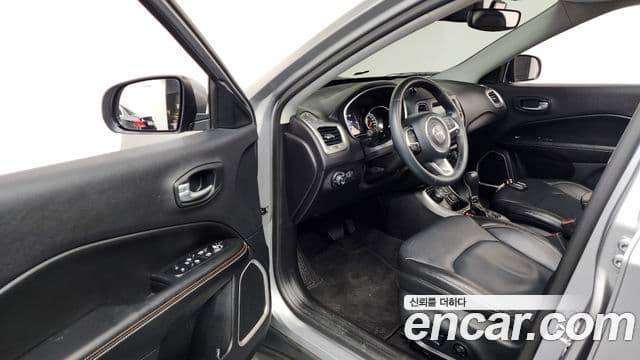 Jeep Compass 2세대 2.4 Longitude AWD, 2018 10