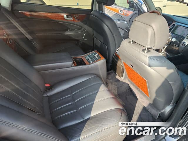 Hyundai Equus(новый кузов / новое поколение) Prestige VVIP팩, 2012 9