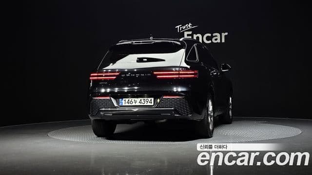 Genesis GV70, 2021 4