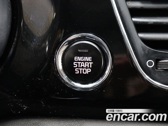 Kia All New Carnival VIP, 2018 11