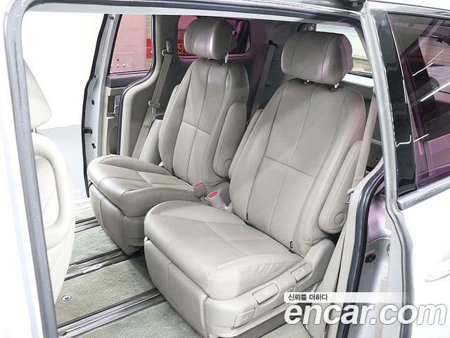 Kia All New Carnival VIP, 2018 16