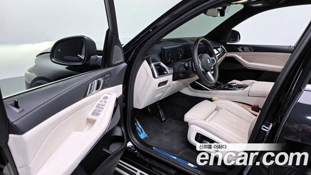 BMW X7 (G07) xDrive 40i M Sport 6인승, 2024 11