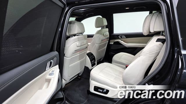 BMW X7 (G07) xDrive 40i M Sport 6인승, 2024 12