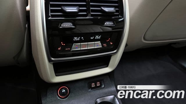 BMW X7 (G07) xDrive 40i M Sport 6인승, 2024 17