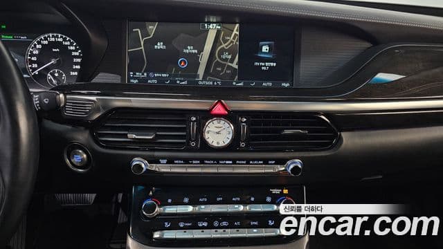 Genesis EQ900 Prestige, 2018 16