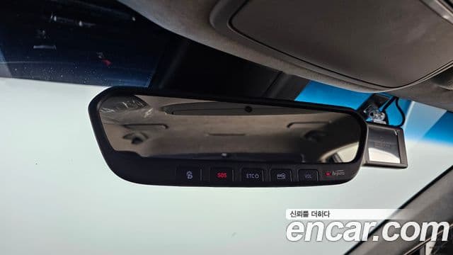 Genesis EQ900 Prestige, 2018 18