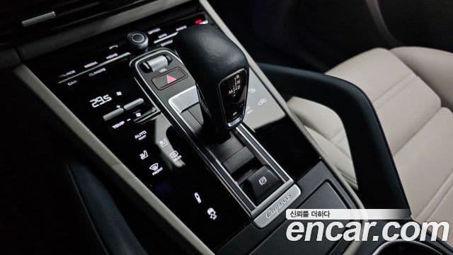 Porsche Cayenne (PO536) 3.0 купе Platinum Edition, 2023 9