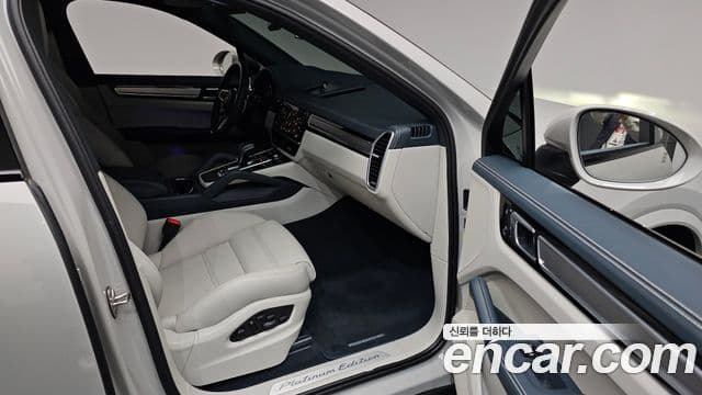 Porsche Cayenne (PO536) 3.0 купе Platinum Edition, 2023 10