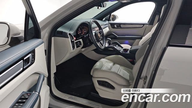 Porsche Cayenne (PO536) 3.0 купе Platinum Edition, 2023 11