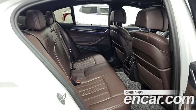 BMW 5시리즈 (G30) 523d M Sport, 2023 12