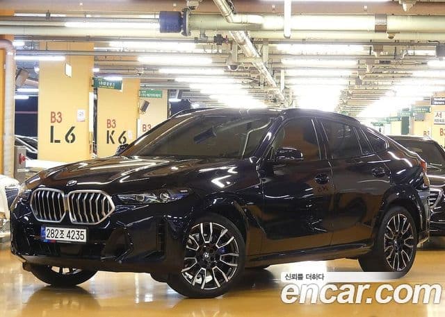 BMW X6 (G06) xDrive40i M Sport, 2025 1