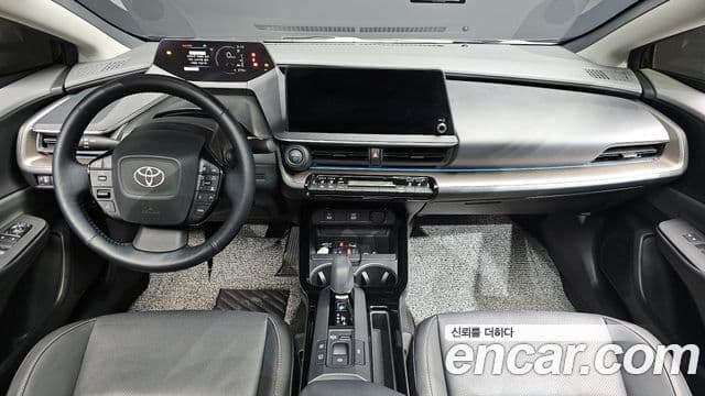 Toyota 프리우스 5세대 2.0 XLE, 2024 7